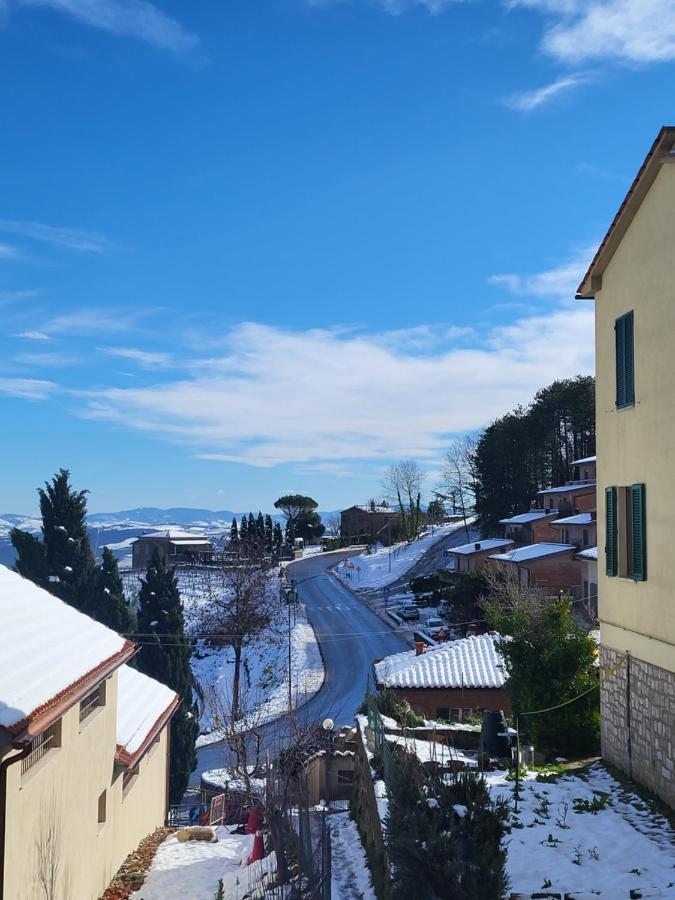 モンタルチーノCasa Per L'Osticcio Vista Sulla Val D'Orciaアパートメント エクステリア 写真